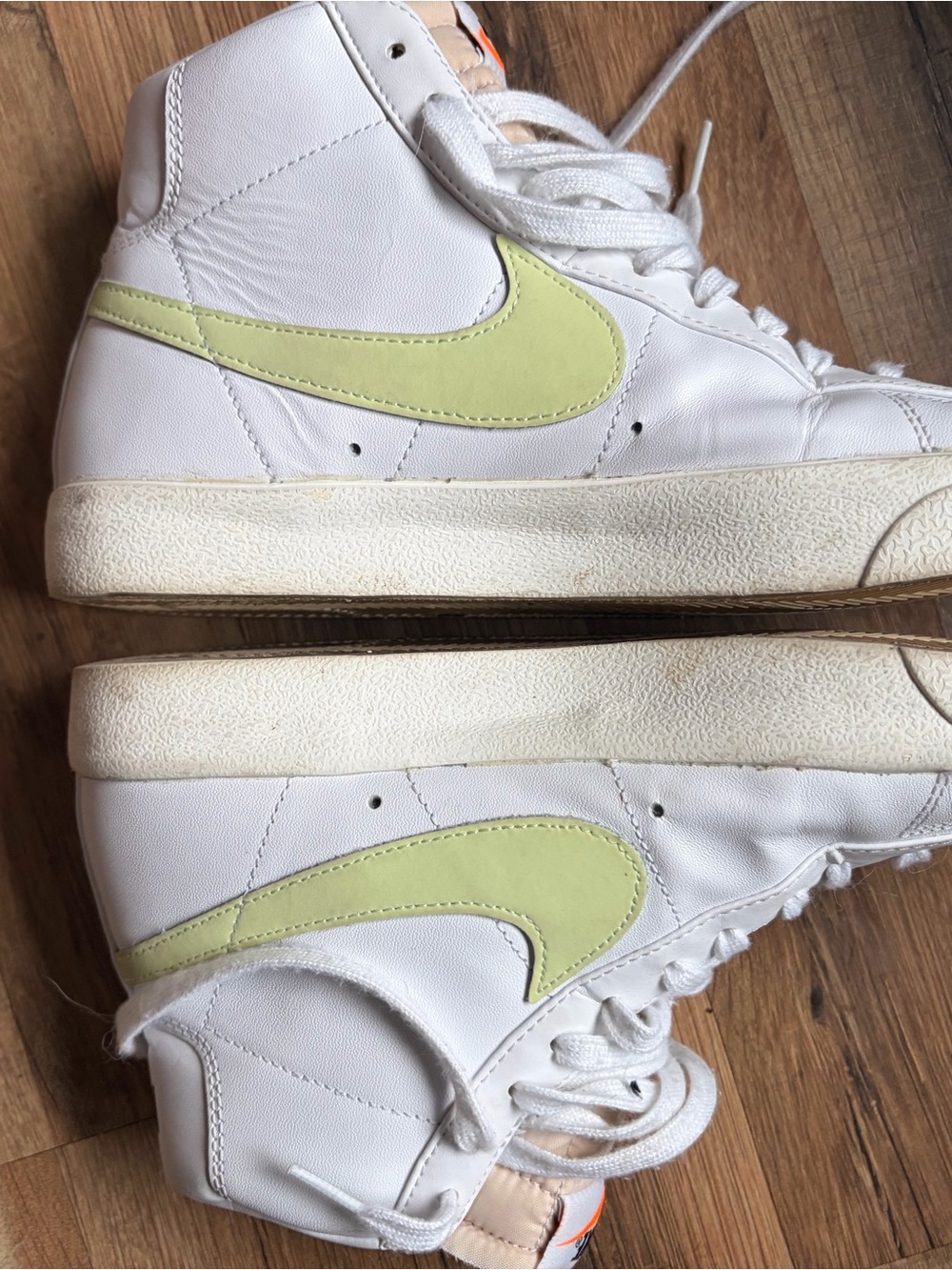 Nike Sneakers